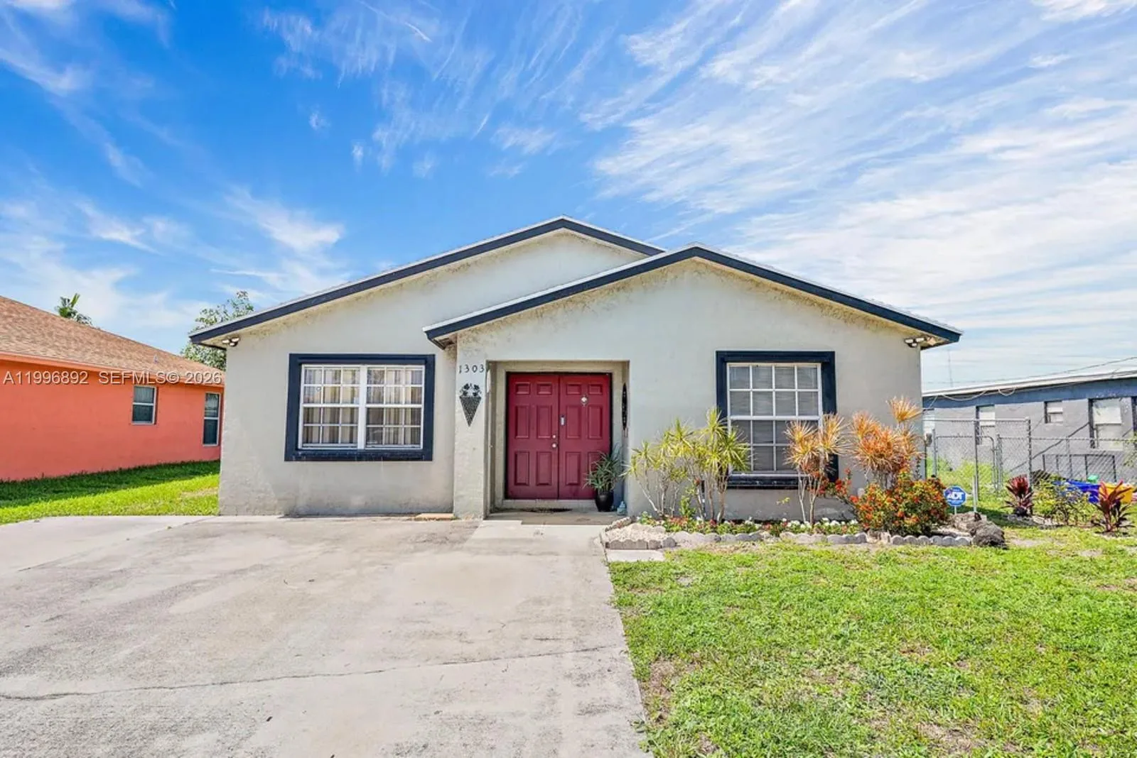 1303 W 6th St, Riviera Beach, FL 33404