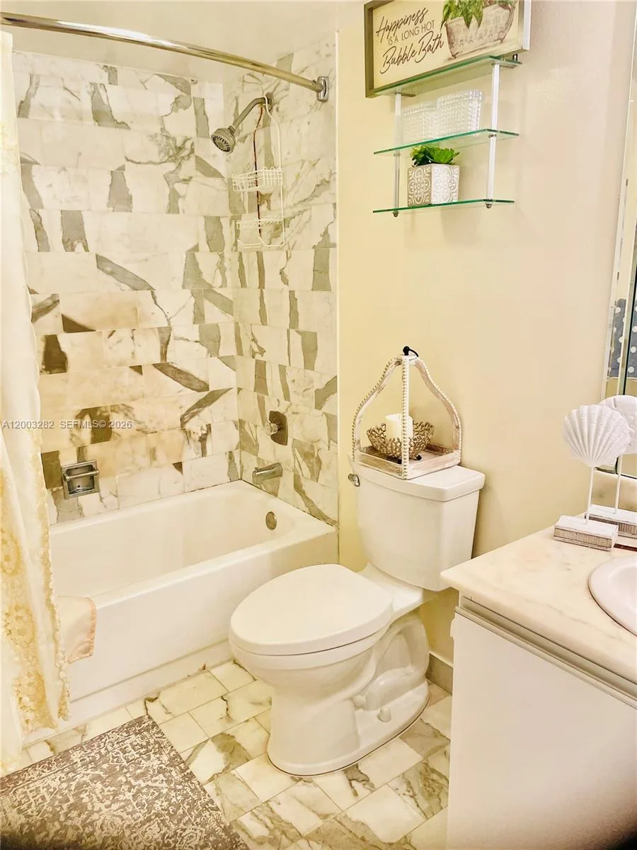 2555 Collins Ave # 1805, Miami Beach, FL 33140 photo 10