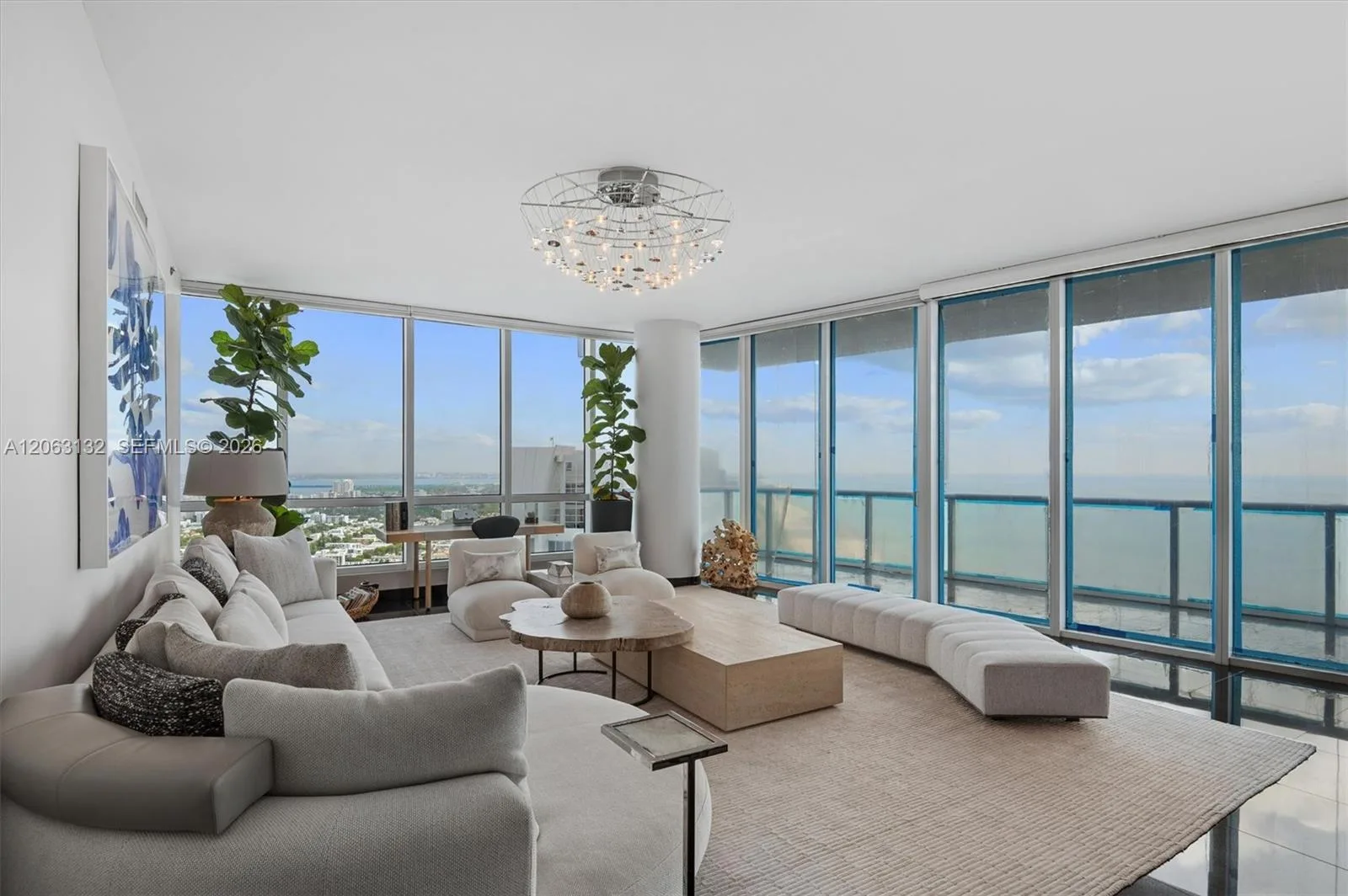 100 S Pointe Dr # 3906, Miami Beach, FL 33139