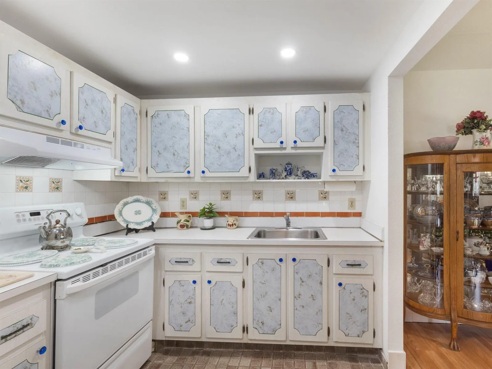 499 Saxony K, Delray Beach, FL 33446