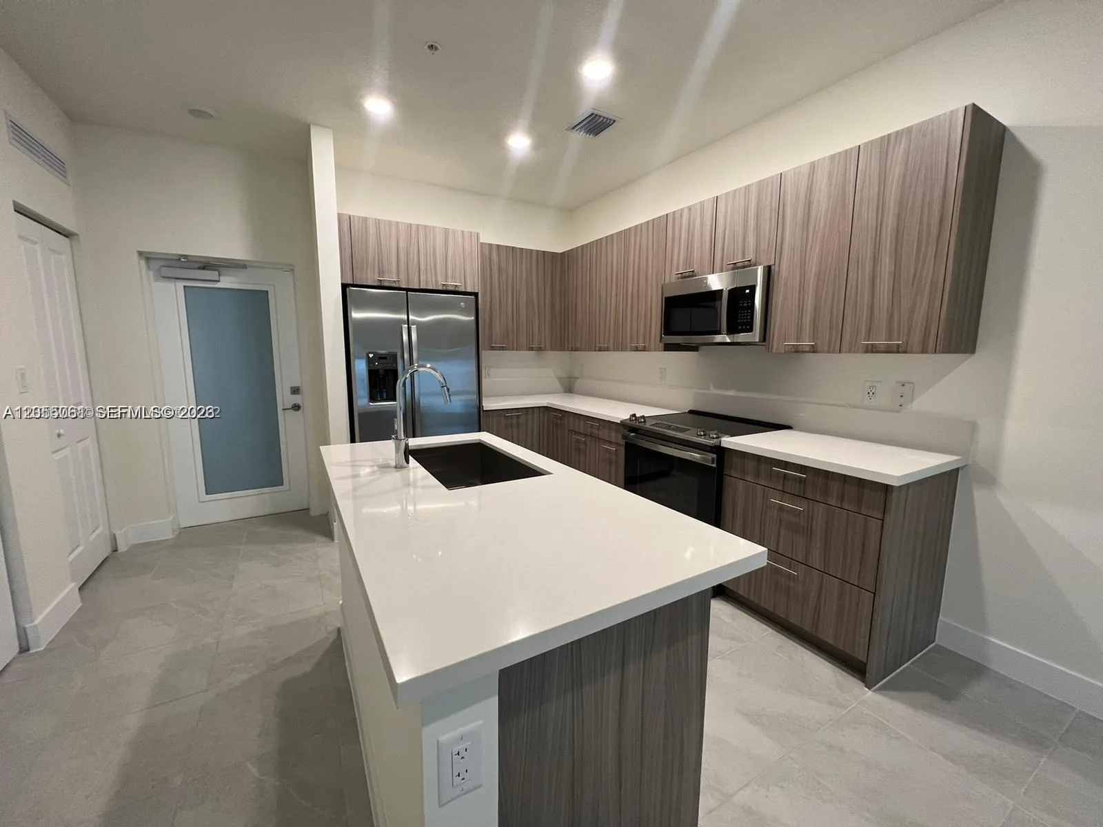 8363 NW 41st St # A-104, Doral, FL 33166
