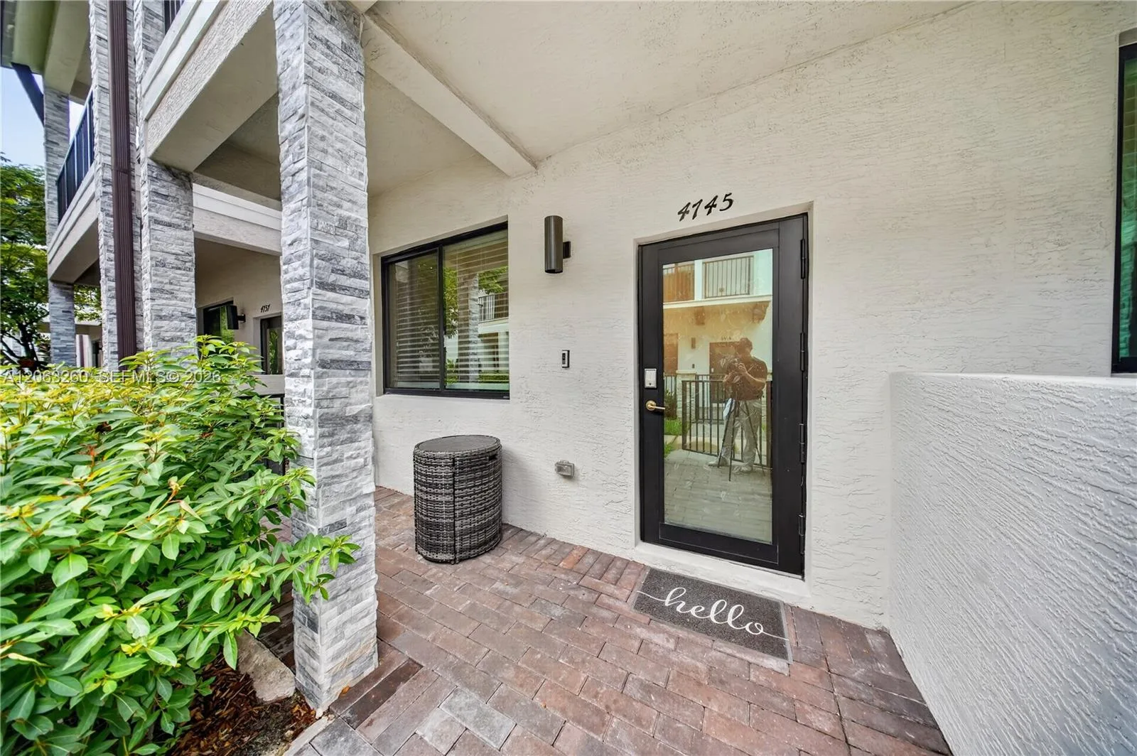 4745 NW 83rd Pkwy, Doral, FL 33166 photo 3