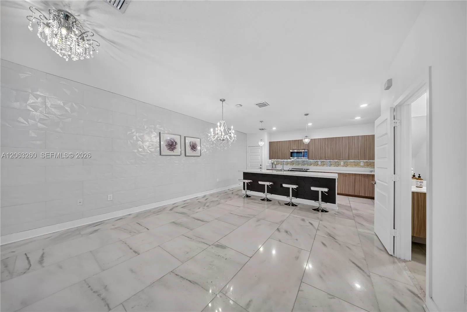4745 NW 83rd Pkwy, Doral, FL 33166 photo 5