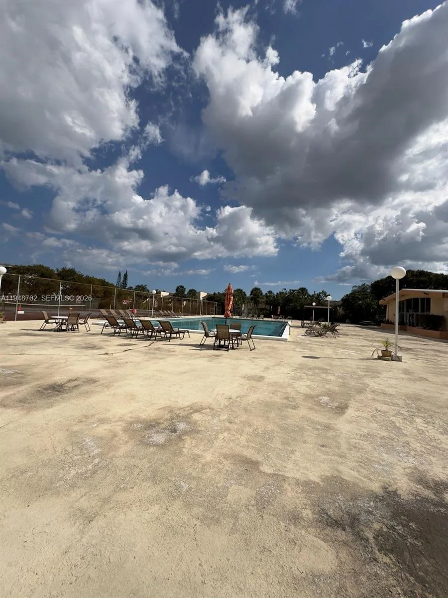 500 Executive Center Dr # 2N, West Palm Beach, FL 33401 photo 13