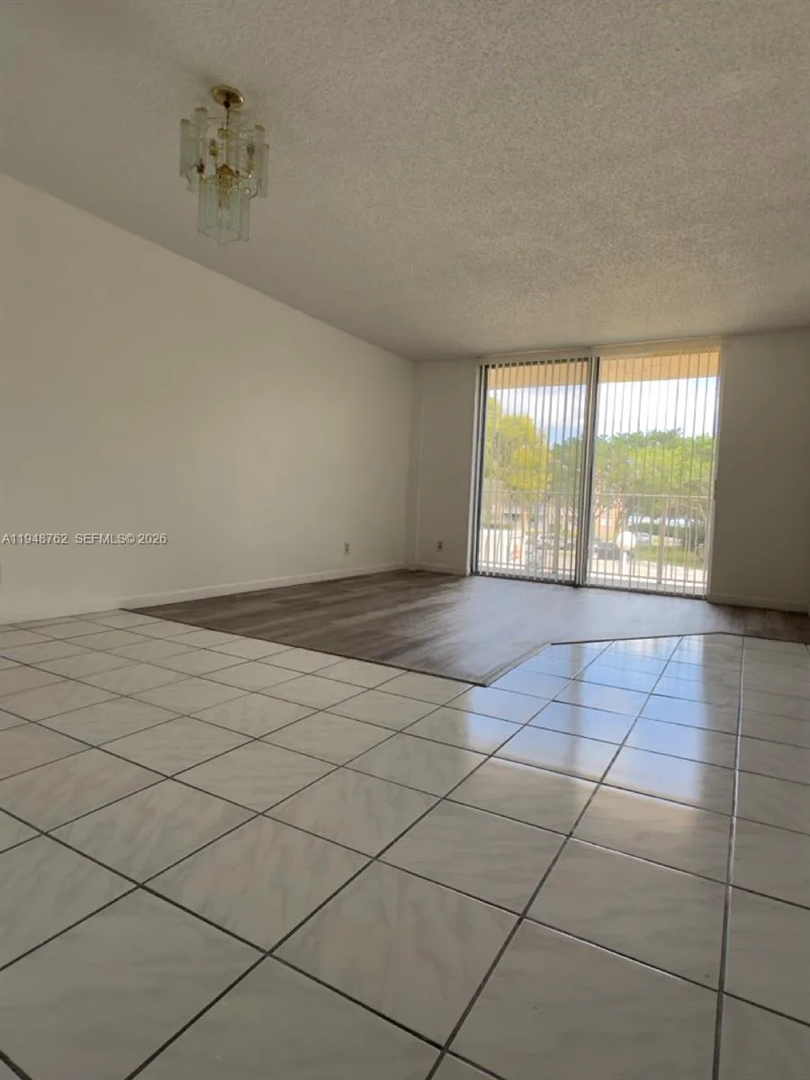 500 Executive Center Dr # 2N, West Palm Beach, FL 33401 photo 3