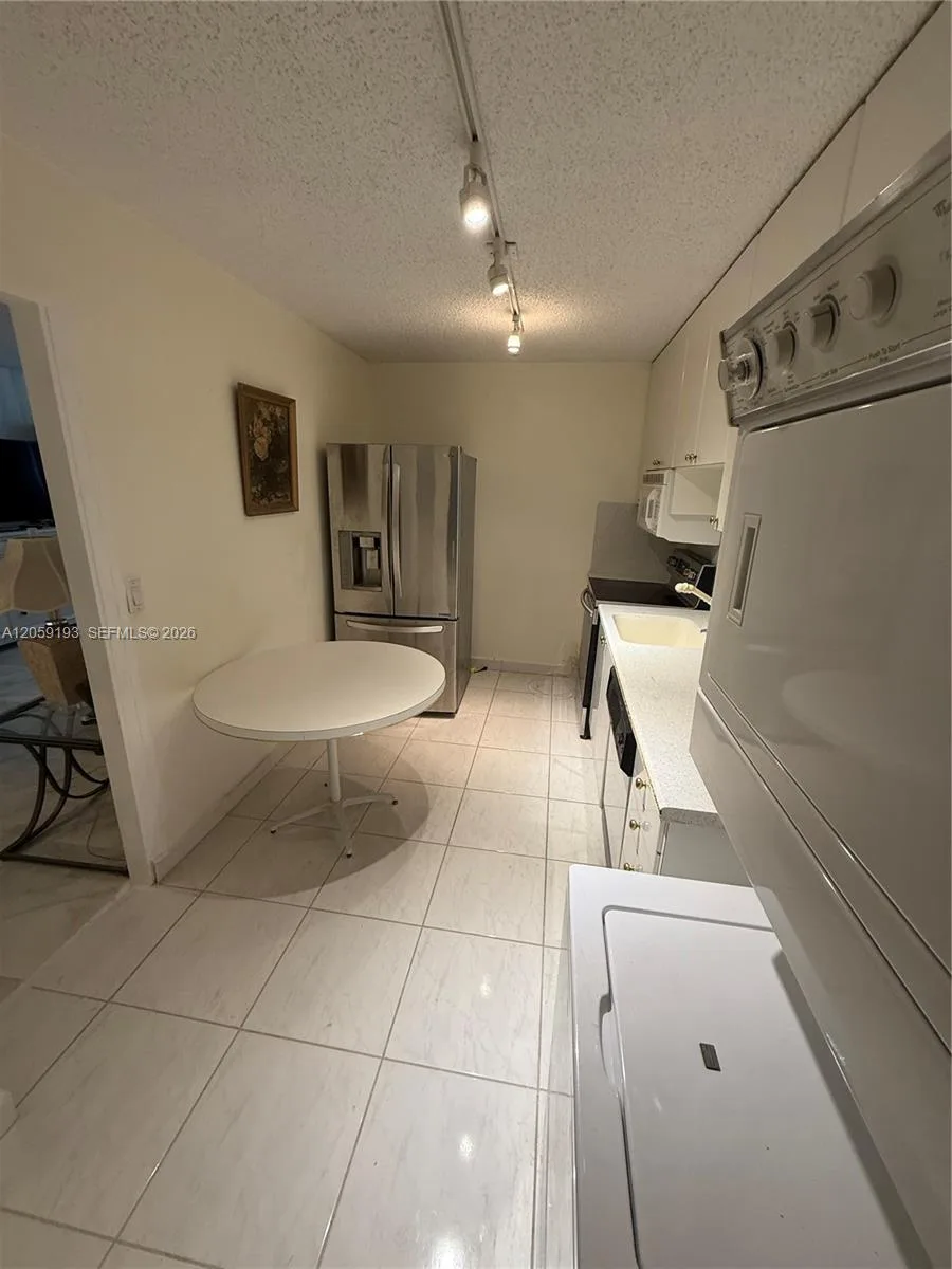 9273 Collins Ave # 1101, Surfside, FL 33154 photo 4