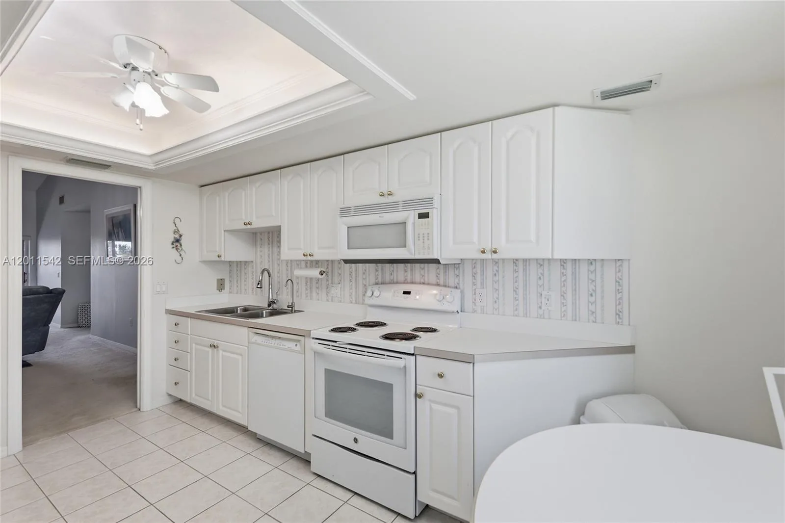3933 SE 11 Pl # 208, Cape Coral, FL 33904 photo 8