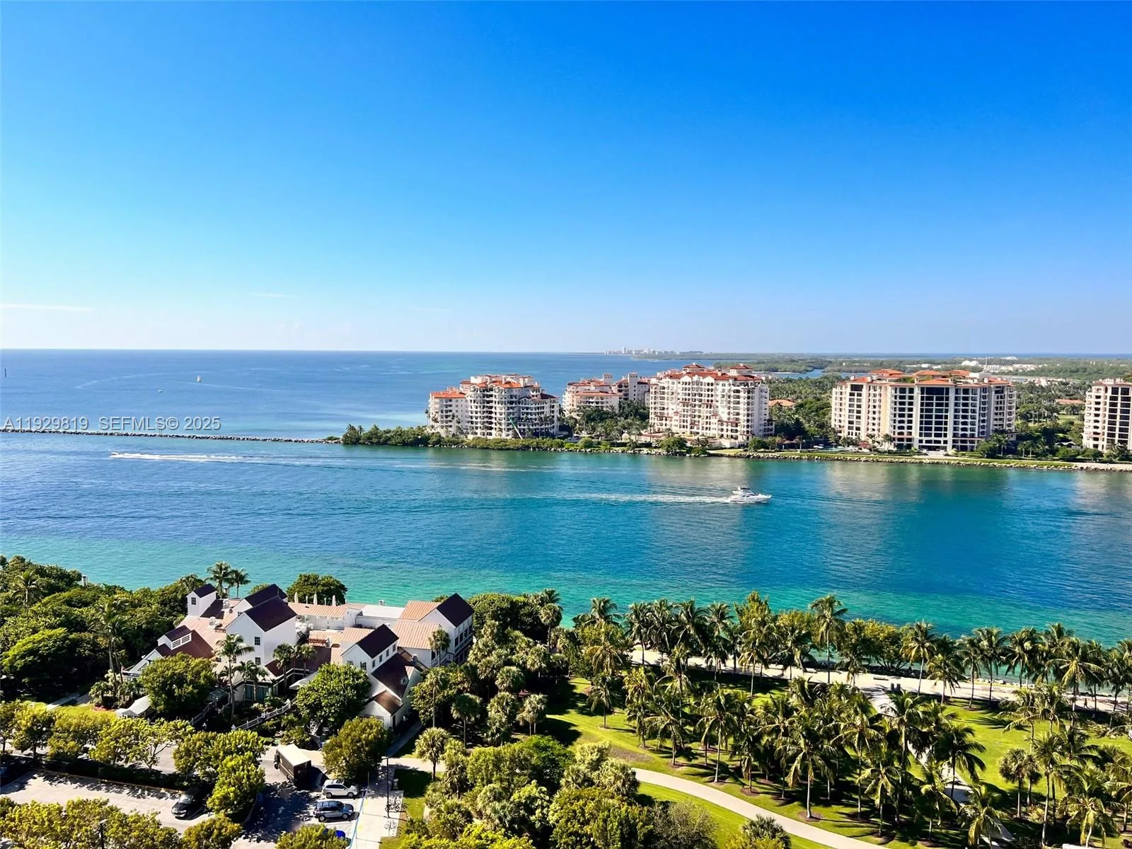 400 S Pointe Dr # 2105, Miami Beach, FL 33139