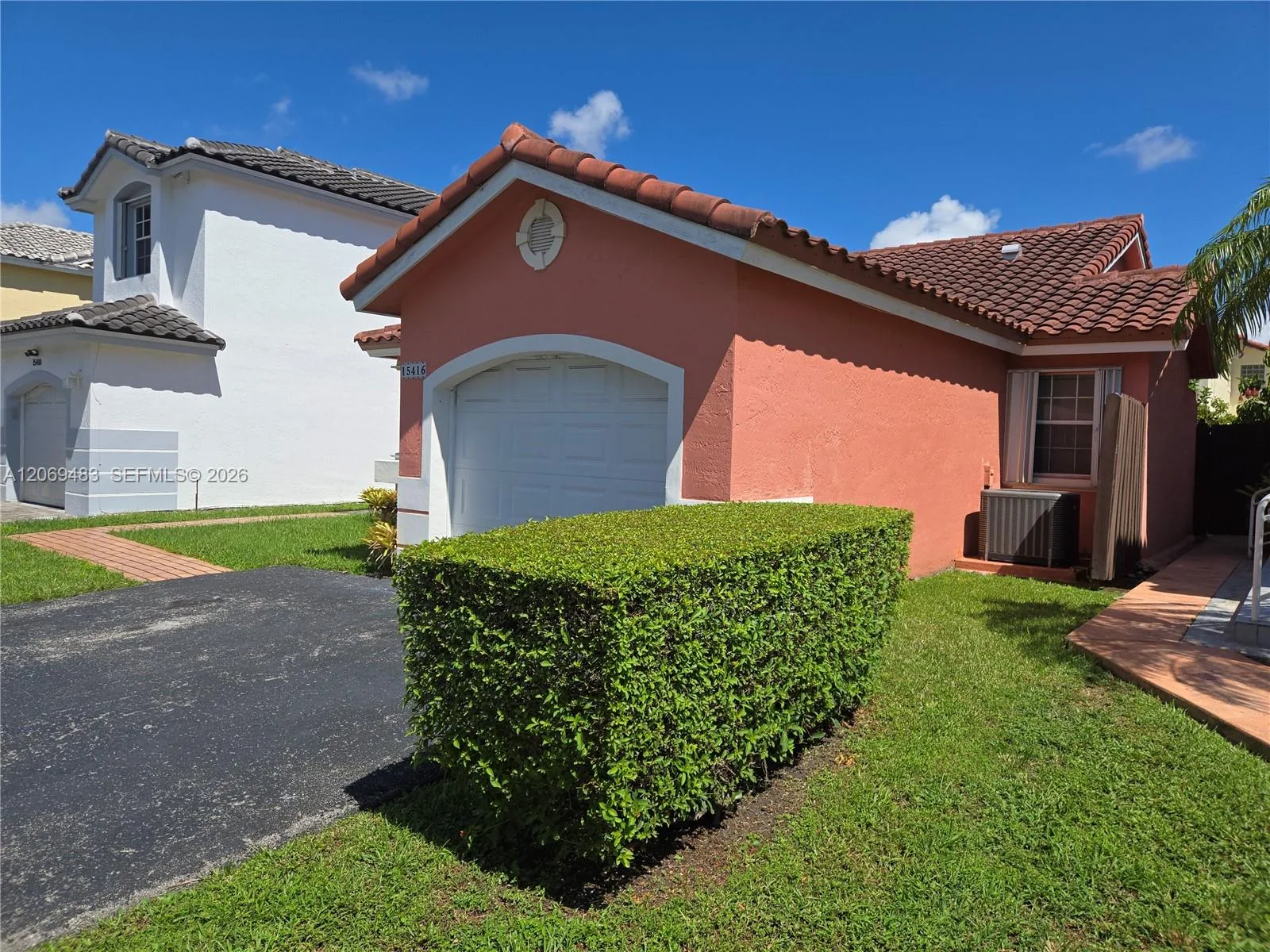 15416 SW 50th Ter, Miami, FL 33185 photo 2