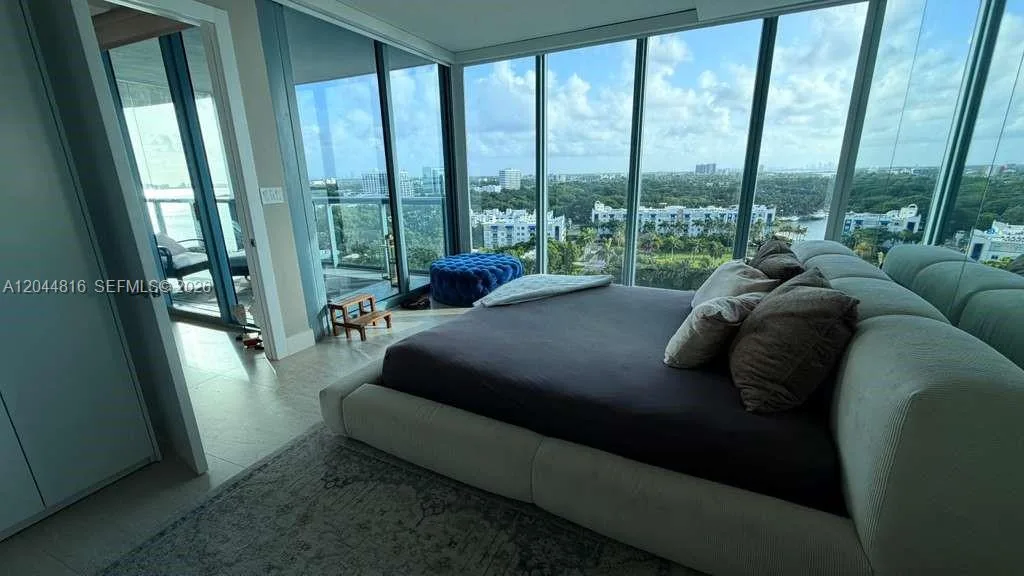 601 NE 36th St # 1306, Miami, FL 33137 photo 9
