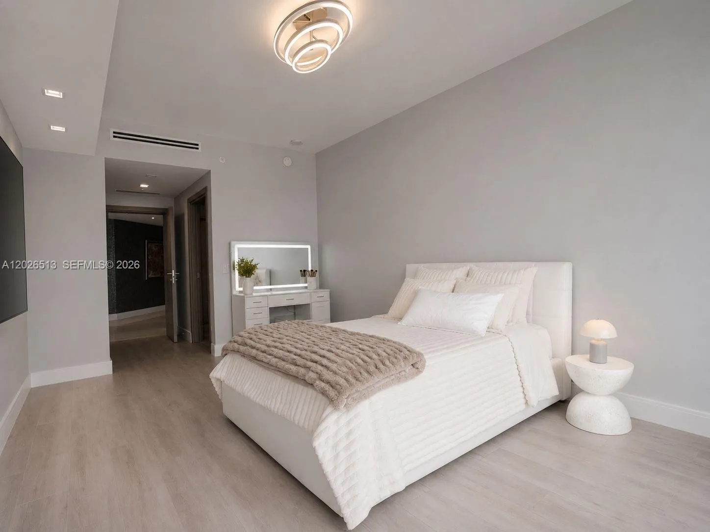 17111 Biscayne Blvd # 1109, North Miami Beach, FL 33160 photo 13