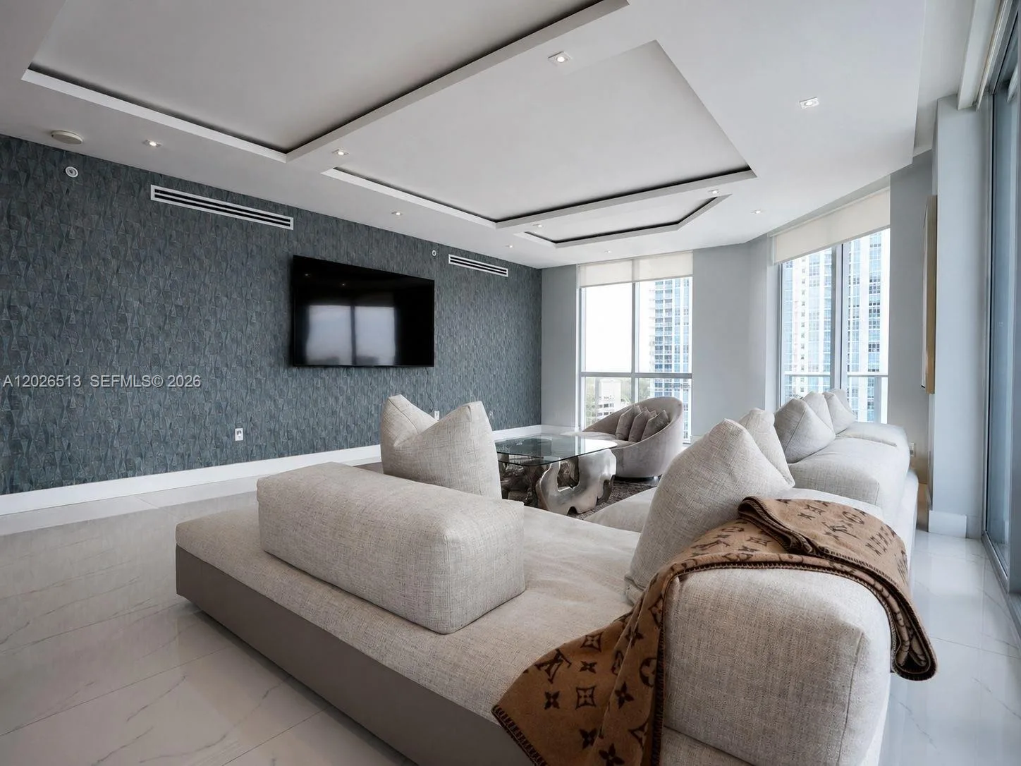17111 Biscayne Blvd # 1109, North Miami Beach, FL 33160 photo 9