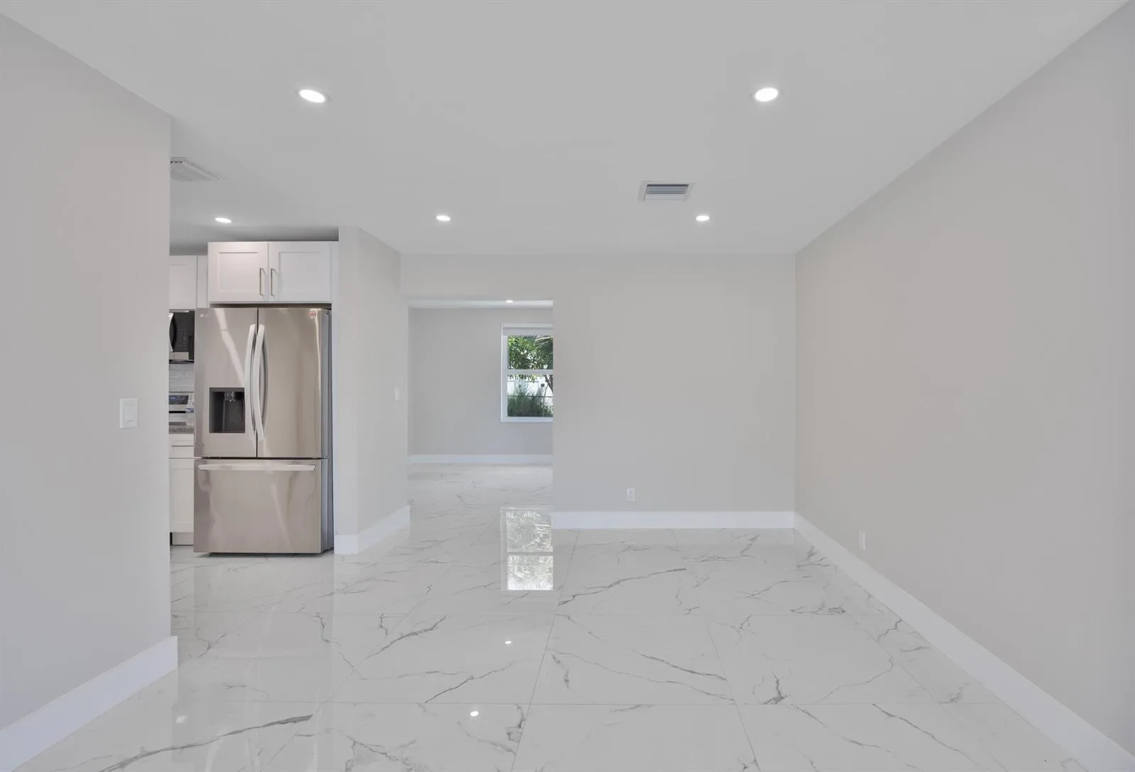 215 Evergreen Drive, West Palm Beach, FL 33403 photo 12