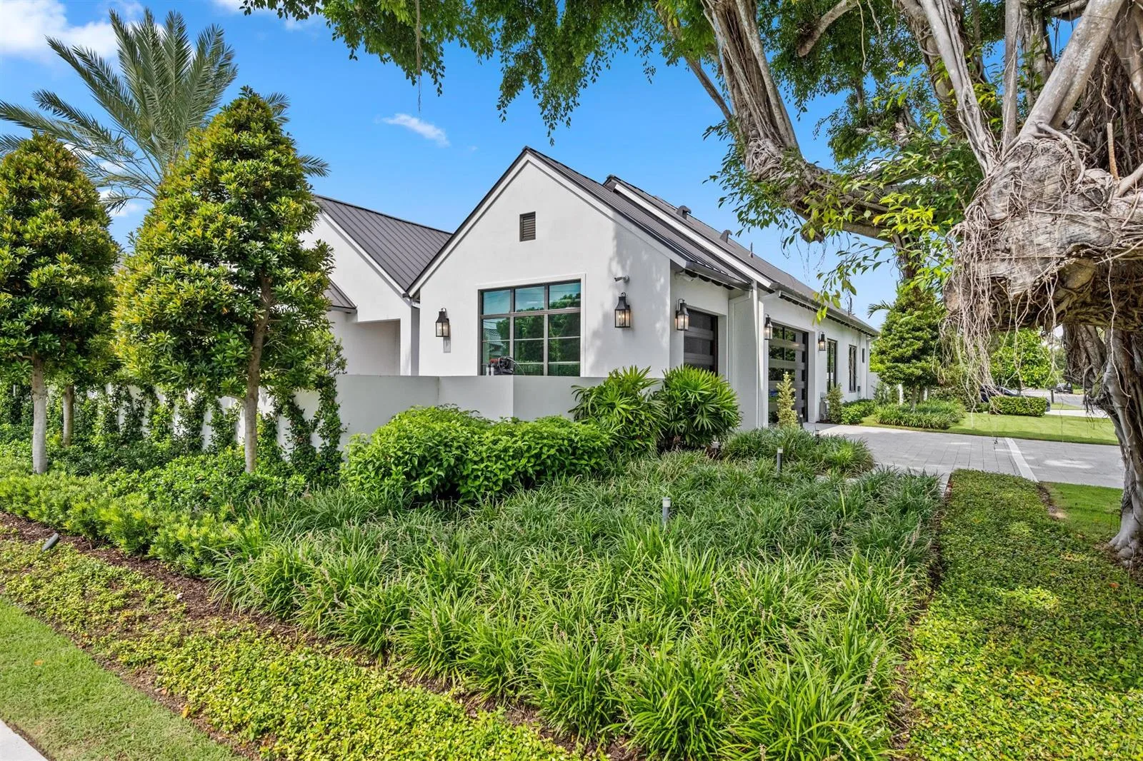 1634 N SWINTON Avenue, Delray Beach, FL 33444 photo 6