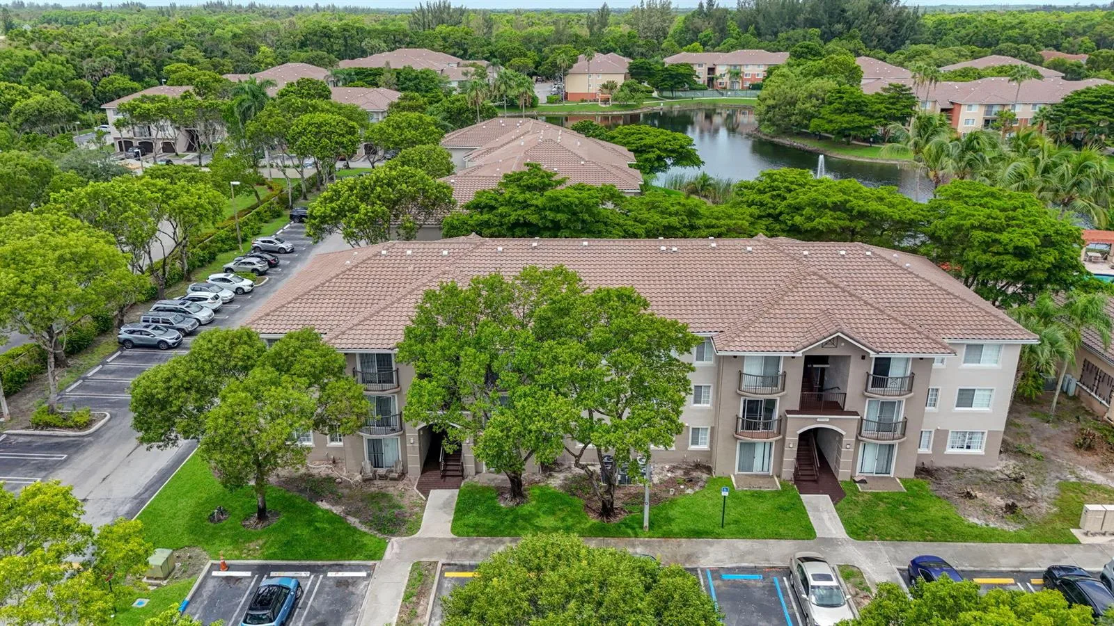 4151 N Haverhill Road # 1504, West Palm Beach, FL 33417 photo 2