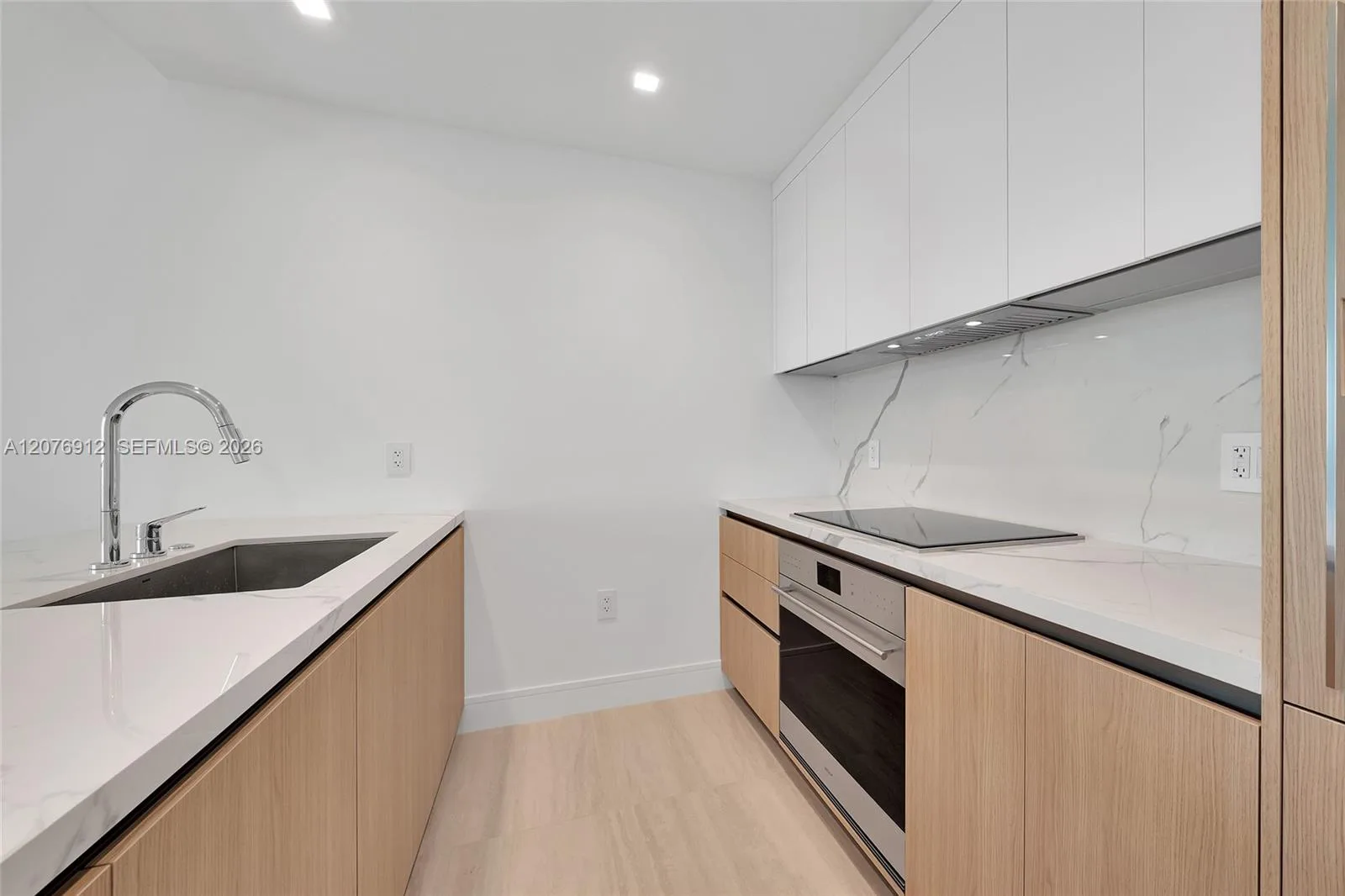 2411 Laguna Circle # 2402, North Miami, FL 33181 photo 12