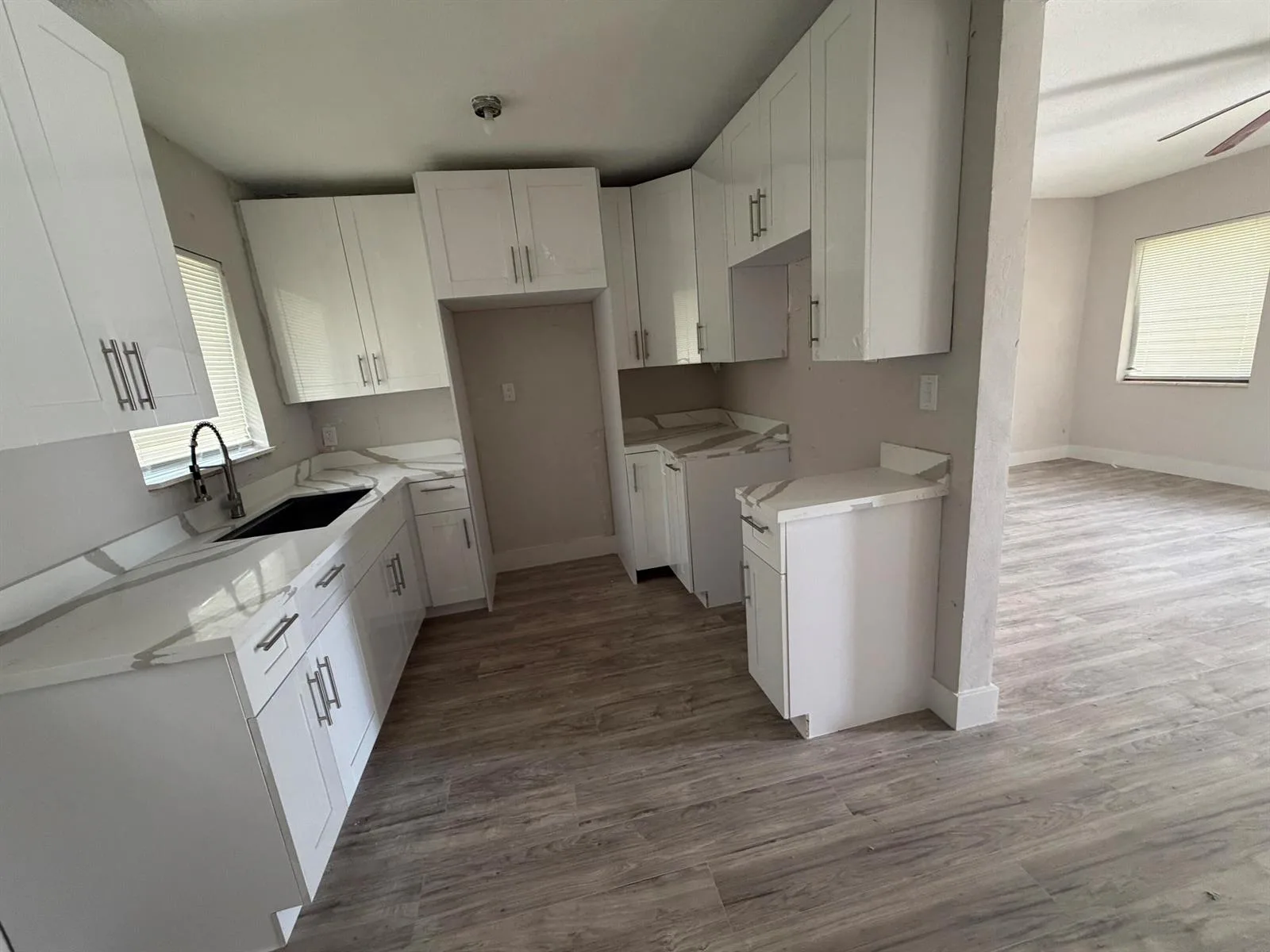 1437 NW 10th Place, Fort Lauderdale, FL 33311 photo 10
