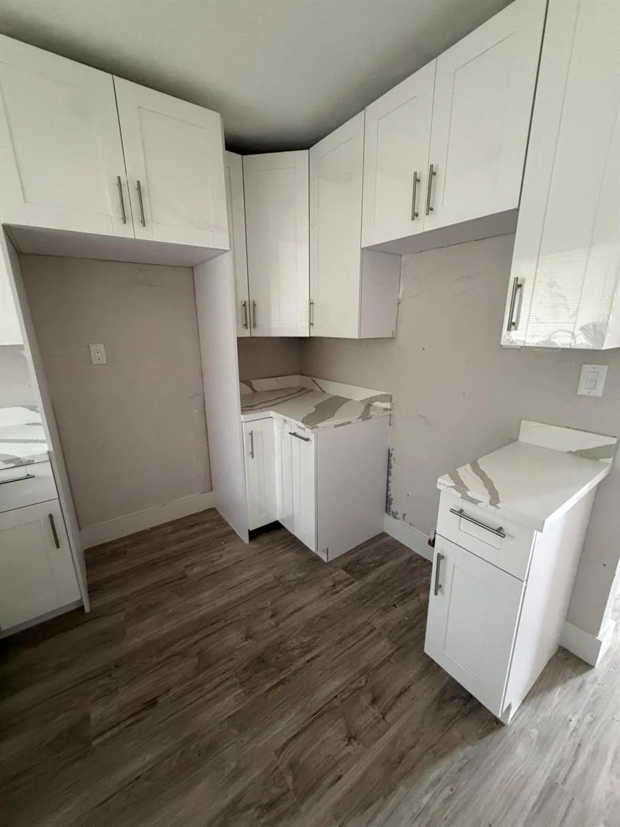 1437 NW 10th Place, Fort Lauderdale, FL 33311 photo 8