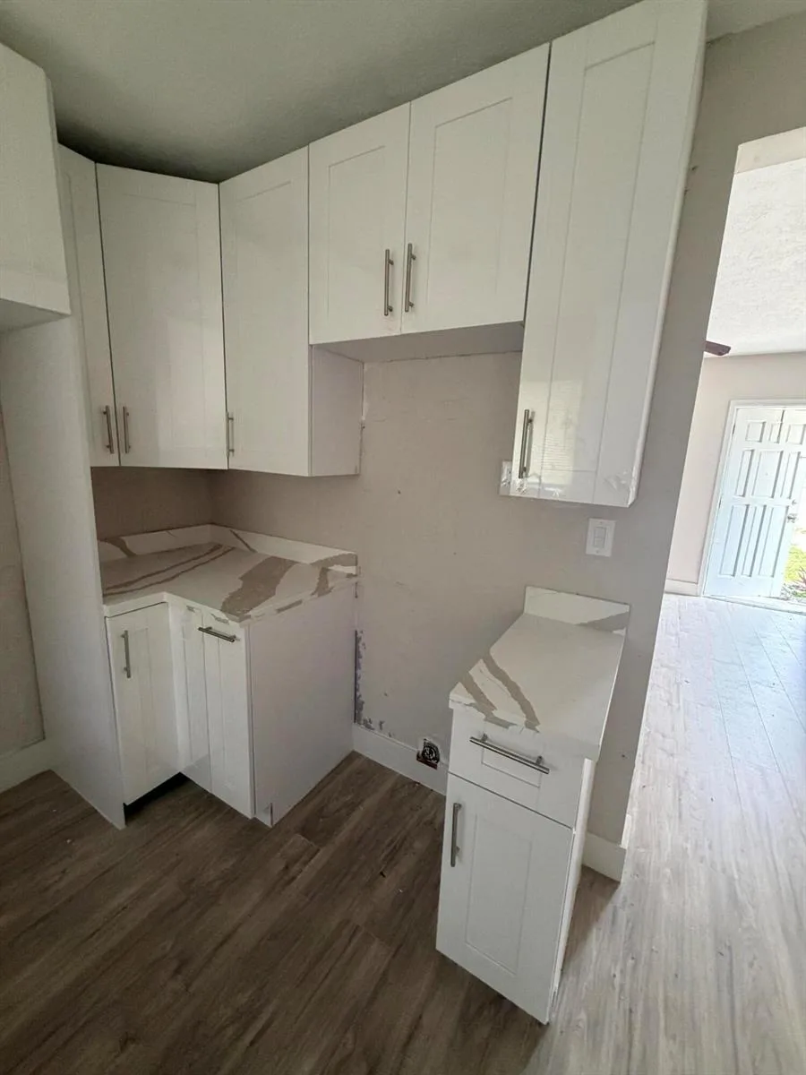 1437 NW 10th Place, Fort Lauderdale, FL 33311 photo 9