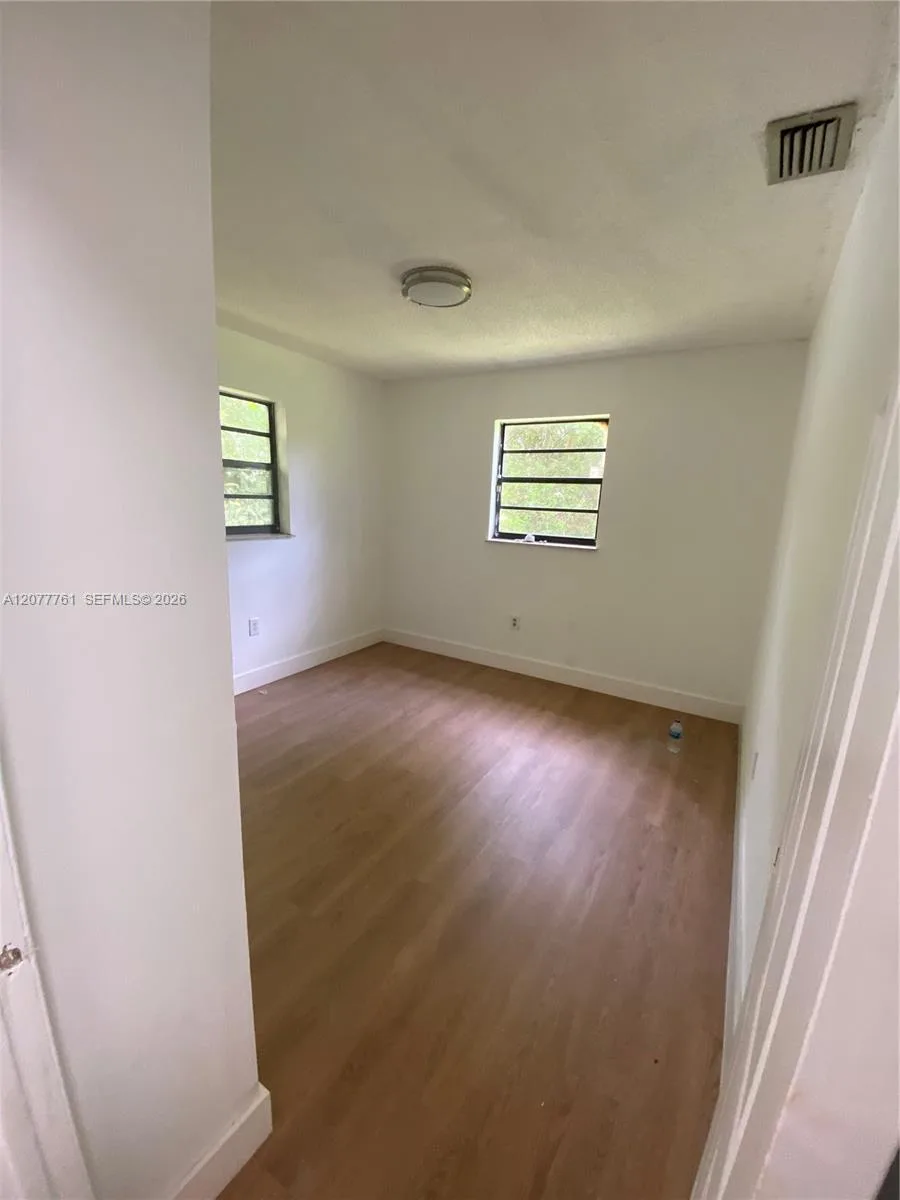 1415 NE 118th Ter # 1421, Miami, FL 33161 photo 9