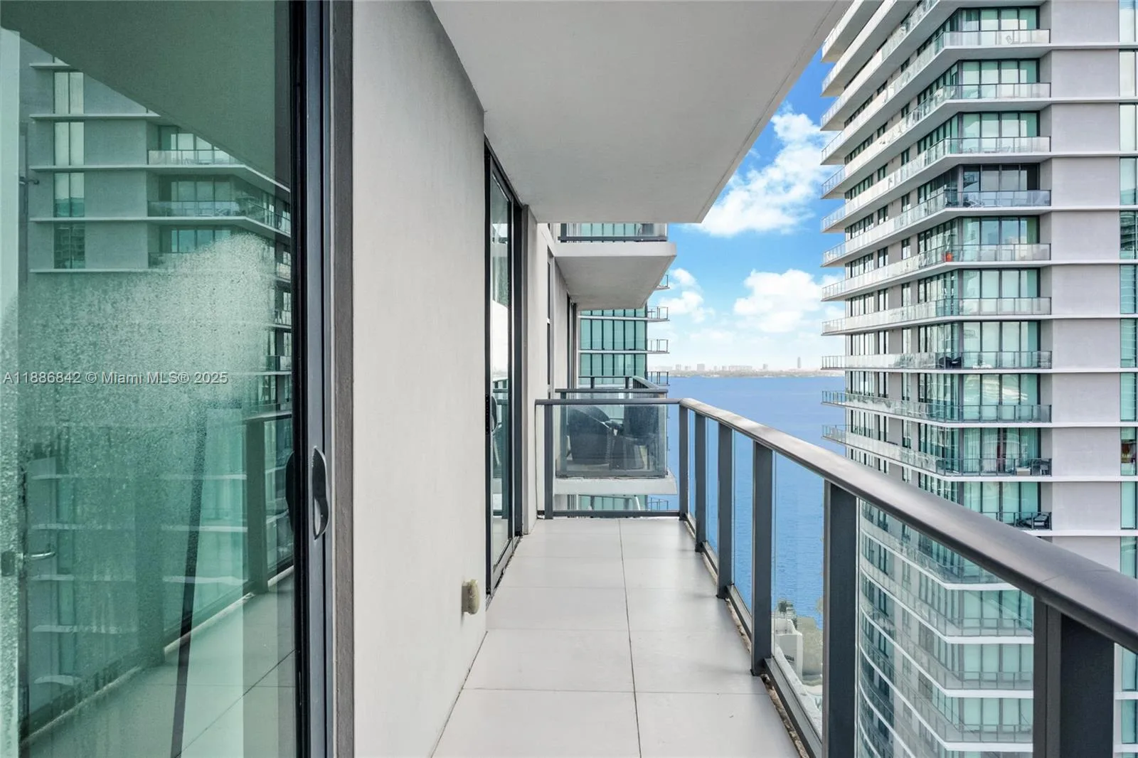 501 NE 31st St # 2007, Miami, FL 33137 photo 4