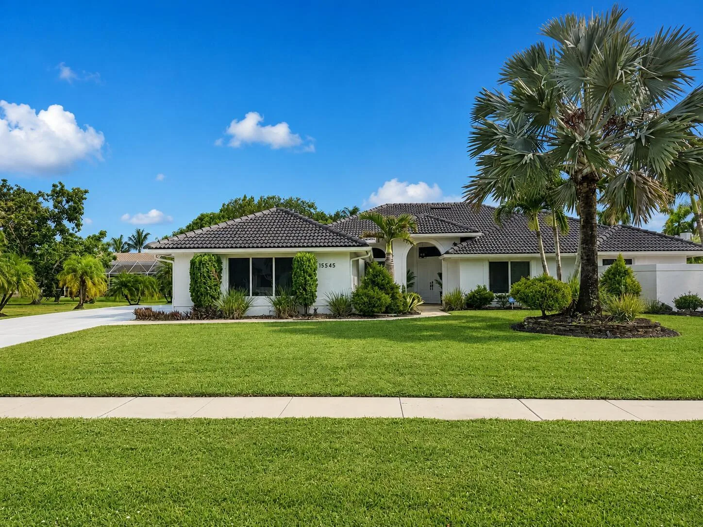 15545 Meadow Wood Drive, Wellington, FL 33414