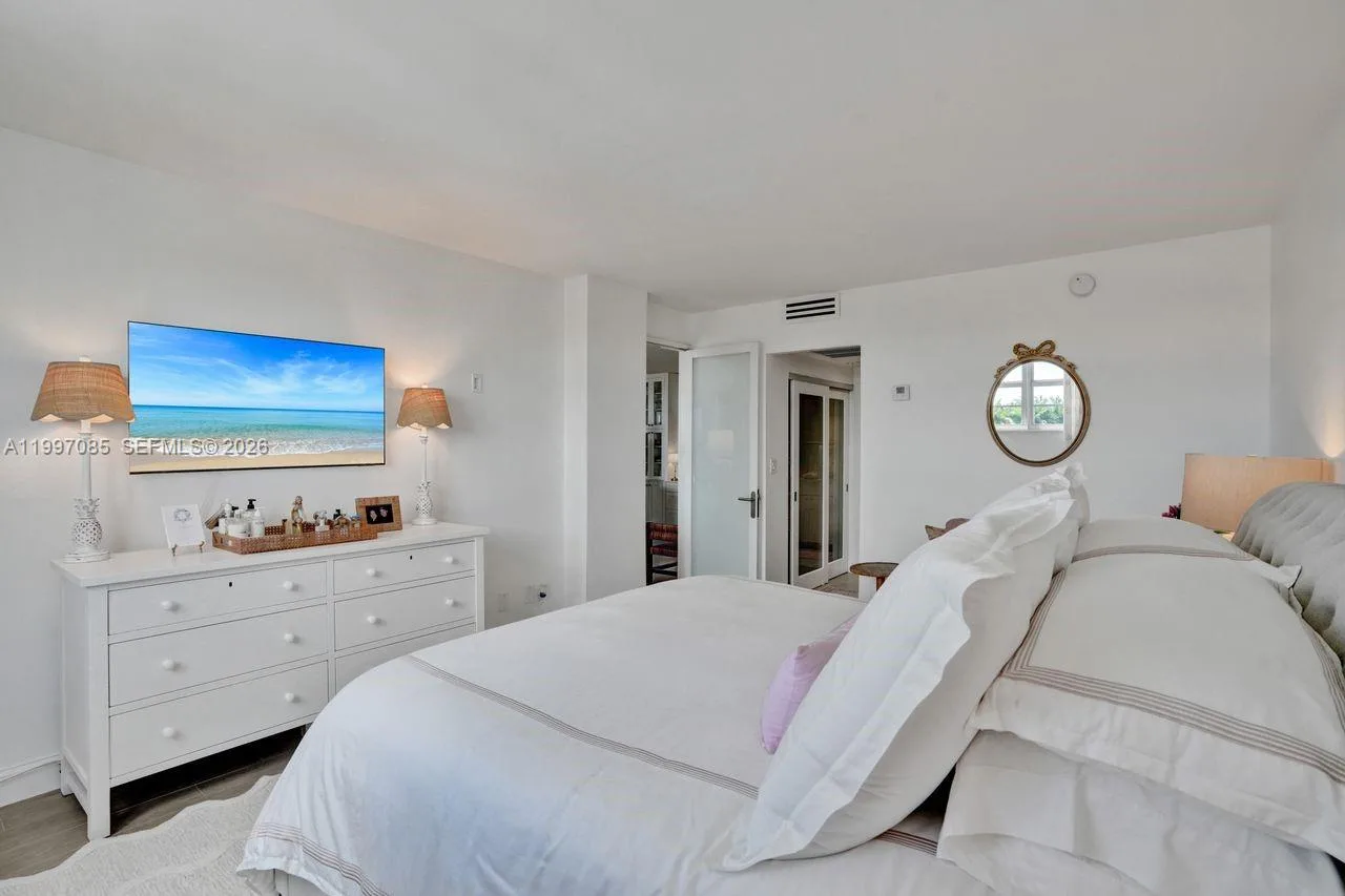90 Edgewater Dr # 625, Coral Gables, FL 33133 photo 8