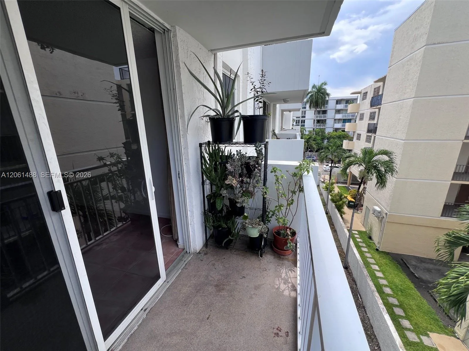 1665 Bay Rd # 416, Miami Beach, FL 33139 photo 2