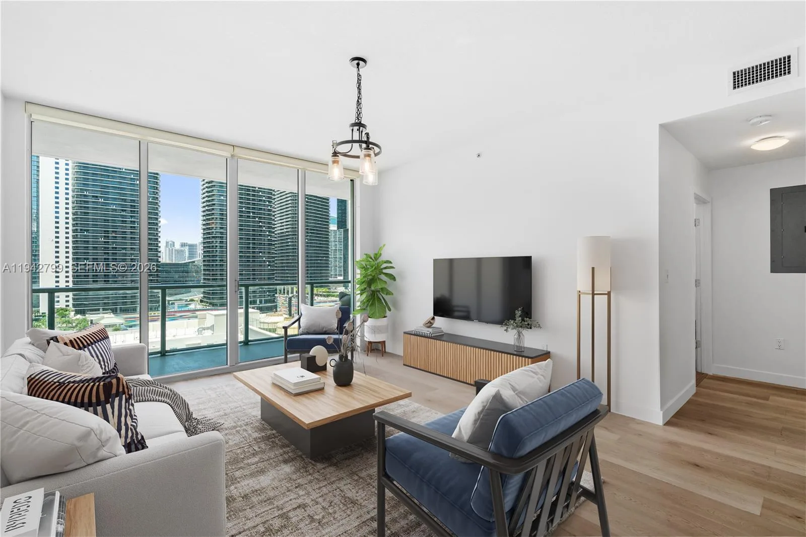1111 SW 1st Ave # 2222-N, Miami, FL 33130