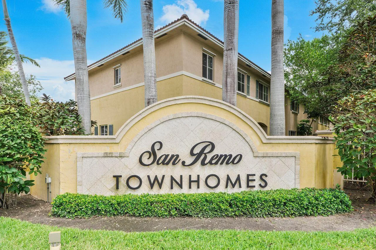 1912 SW 60th Avenue, North Lauderdale, FL 33068