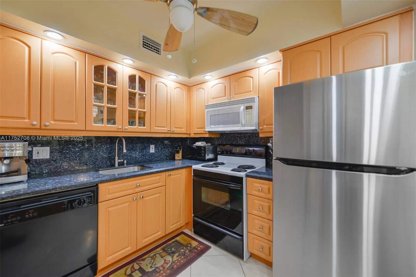 1980 S Ocean Dr # 6G, Hallandale Beach, FL 33009 photo 11