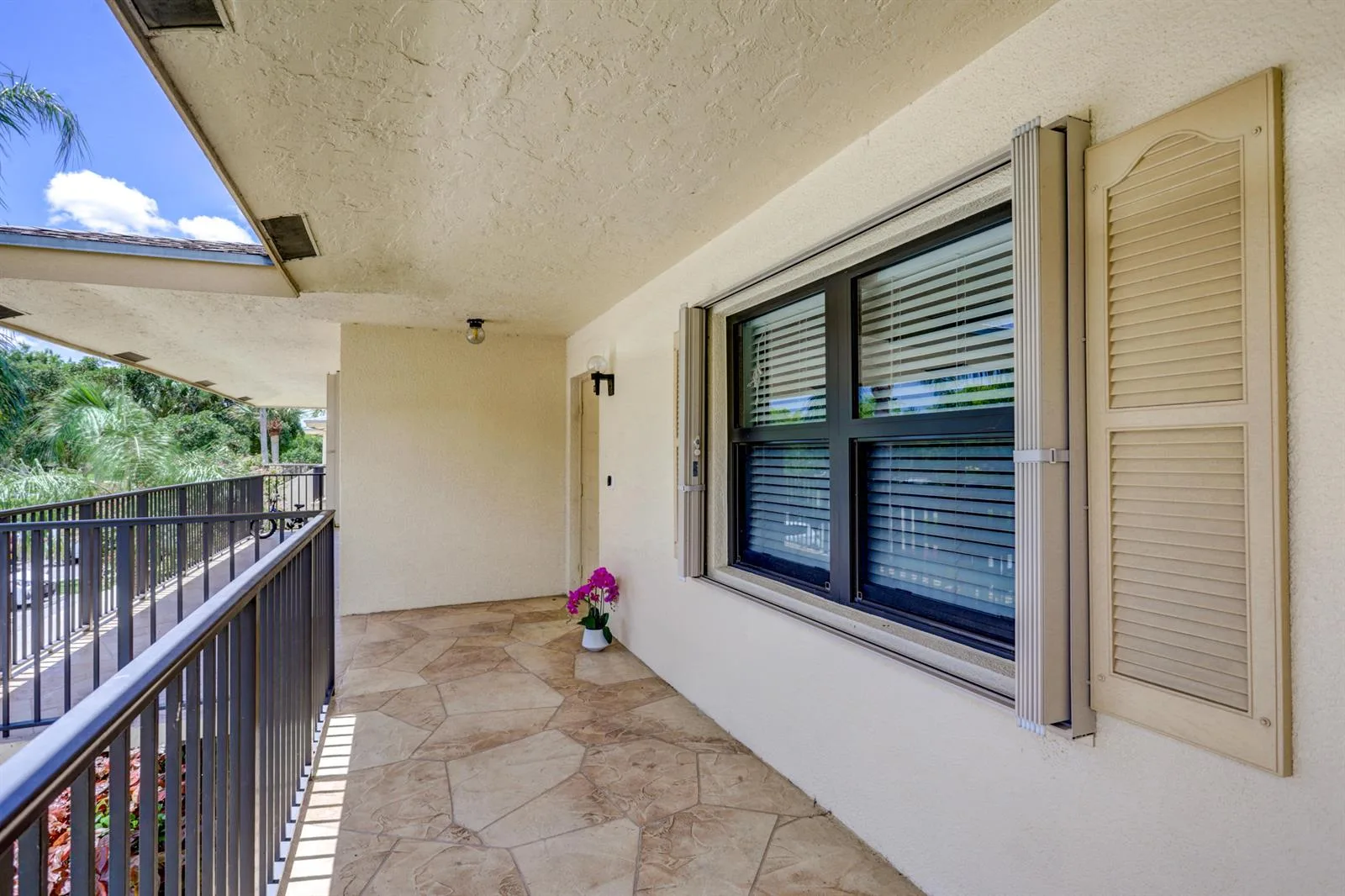 2910 SW 22nd Circle # 212d, Delray Beach, FL 33445