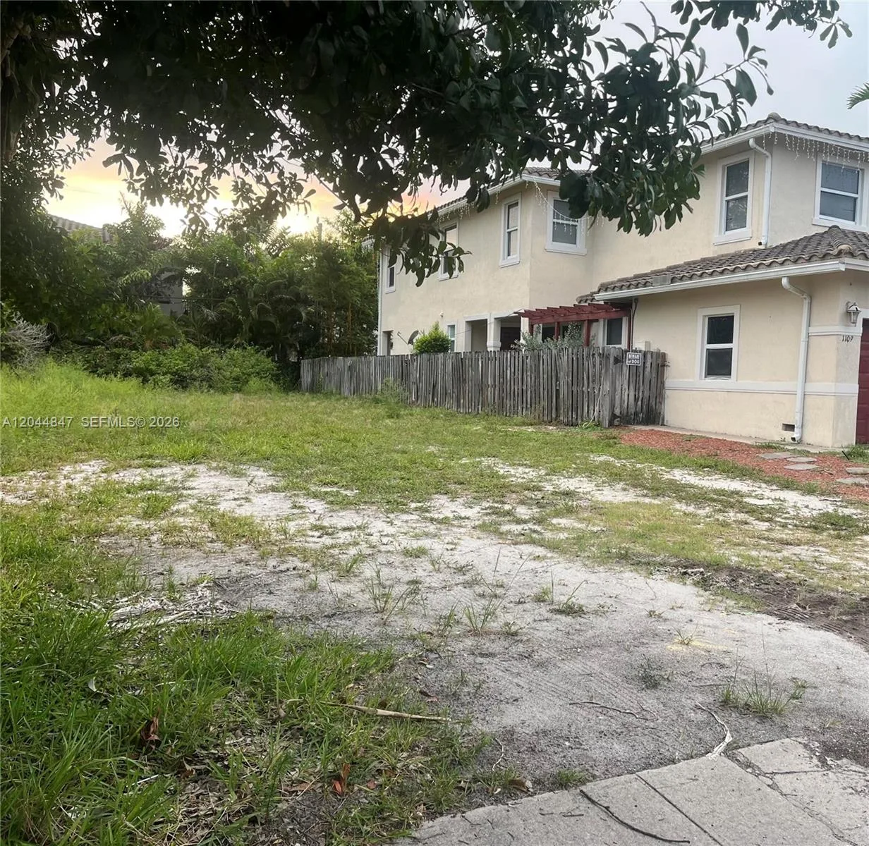 1107 NW 1st Ave, Fort Lauderdale, FL 33311 photo 2
