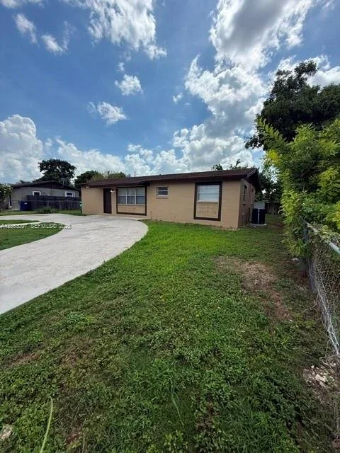 27902 SW 129th Ct, Homestead, FL 33032