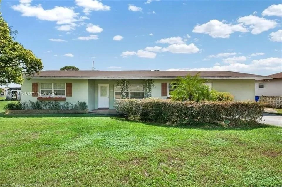 108 Robin Ave # _, Sebring, FL 33870
