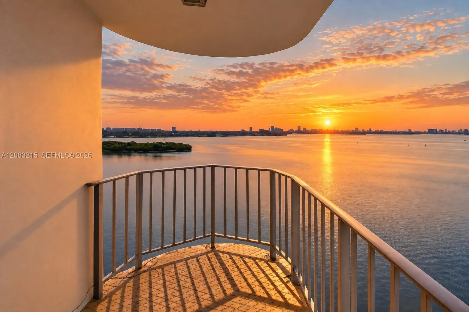 11930 N Bayshore Dr # 1405, North Miami, FL 33181