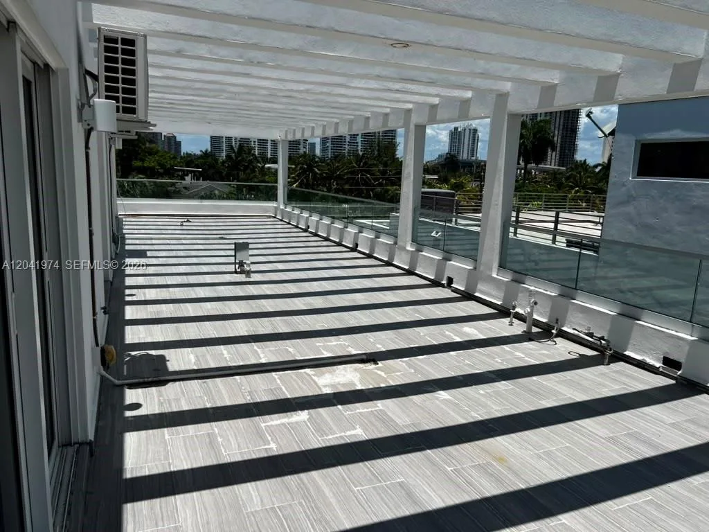 18975 Atlantic Blvd # 18975, Sunny Isles Beach, FL 33160 photo 10