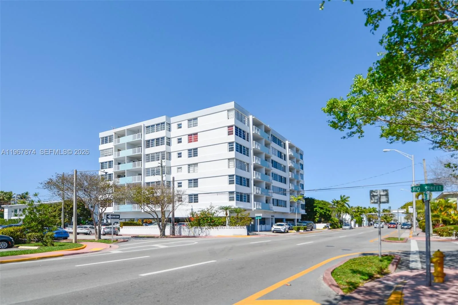 8000 Harding Ave # 4B, Miami Beach, FL 33141