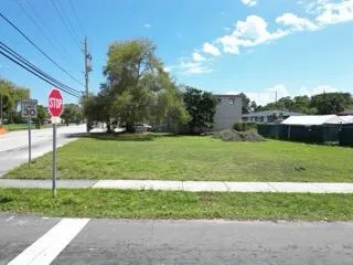 602 NW 1st Street, Dania Beach, FL 33004 photo 8