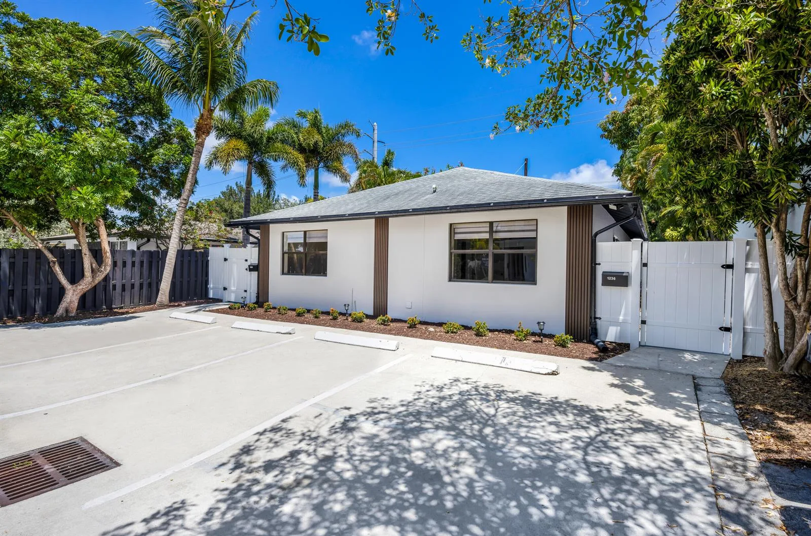 1236 NE 12th Avenue # B, Fort Lauderdale, FL 33304