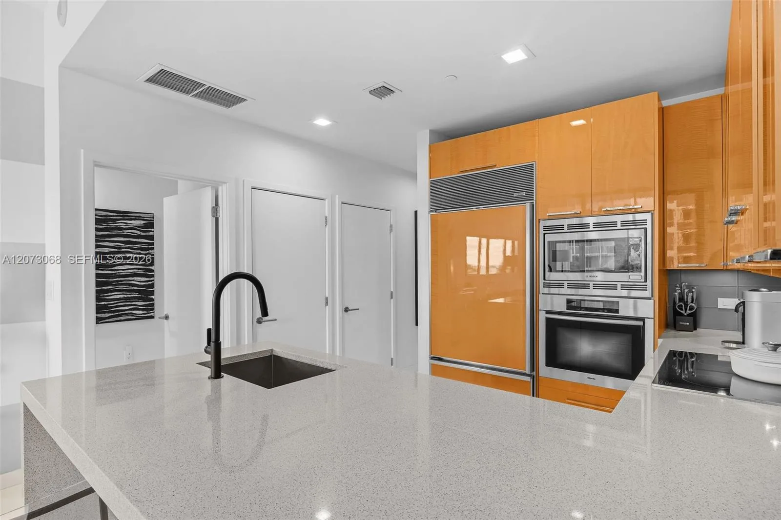 6799 Collins Ave # 407, Miami Beach, FL 33141 photo 9