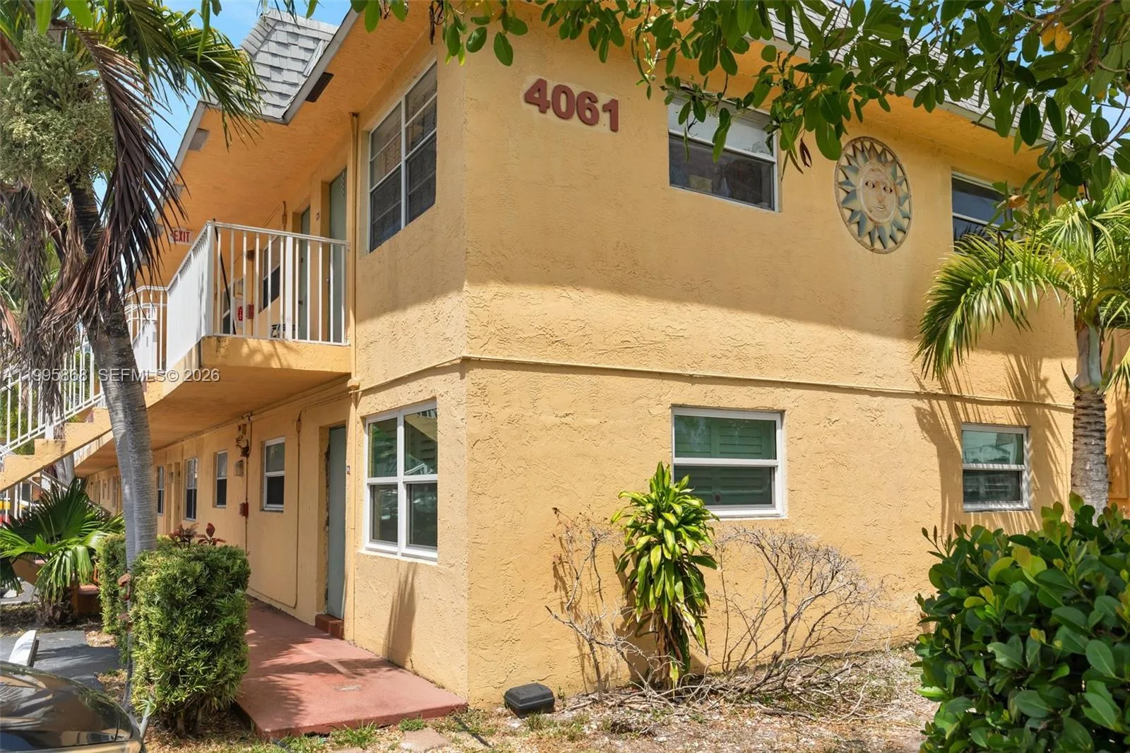 4061 N Dixie Hwy # 29, Oakland Park, FL 33334