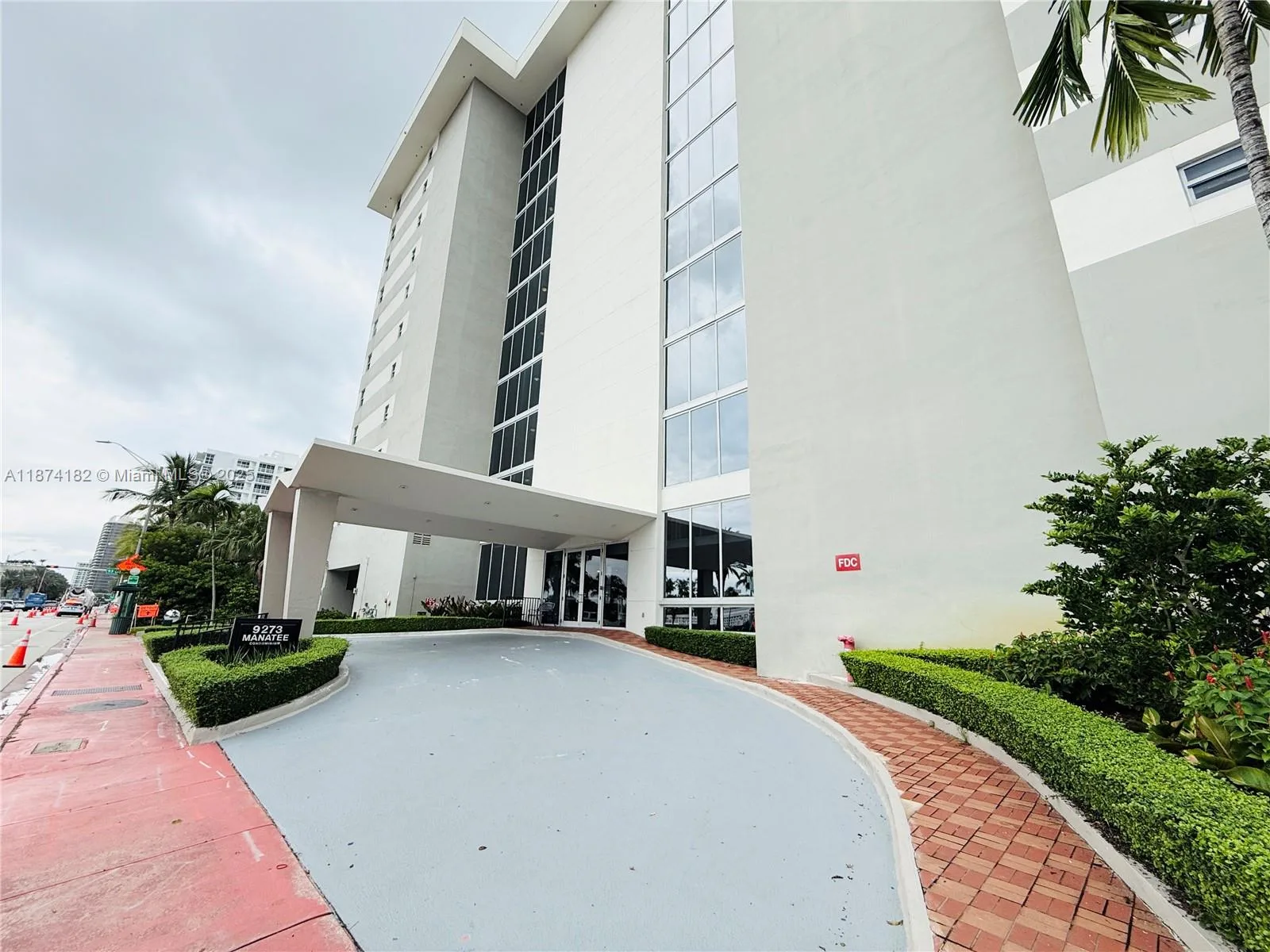 9273 Collins Ave # 510, Surfside, FL 33154