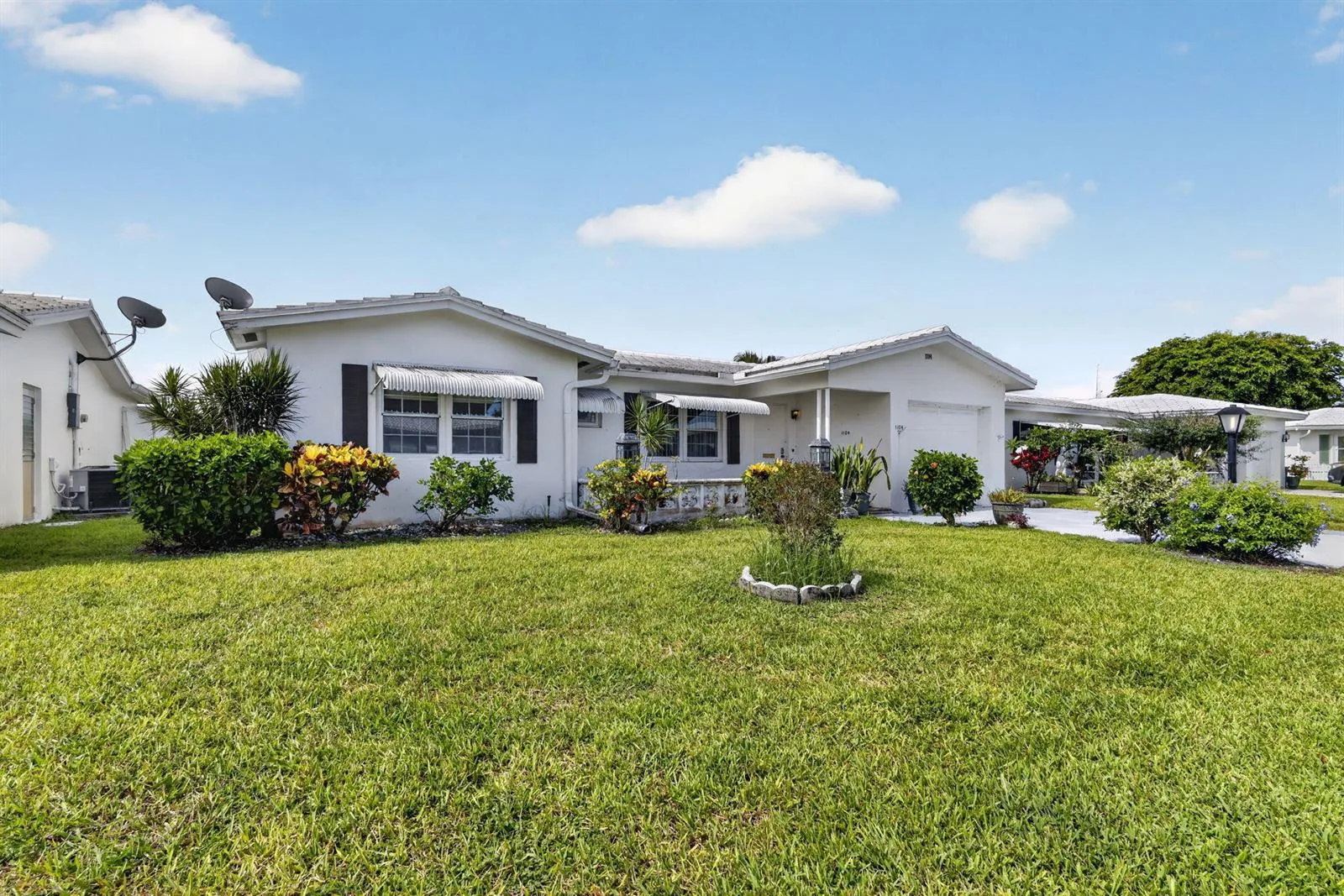 1104 W Ocean Avenue, Boynton Beach, FL 33426