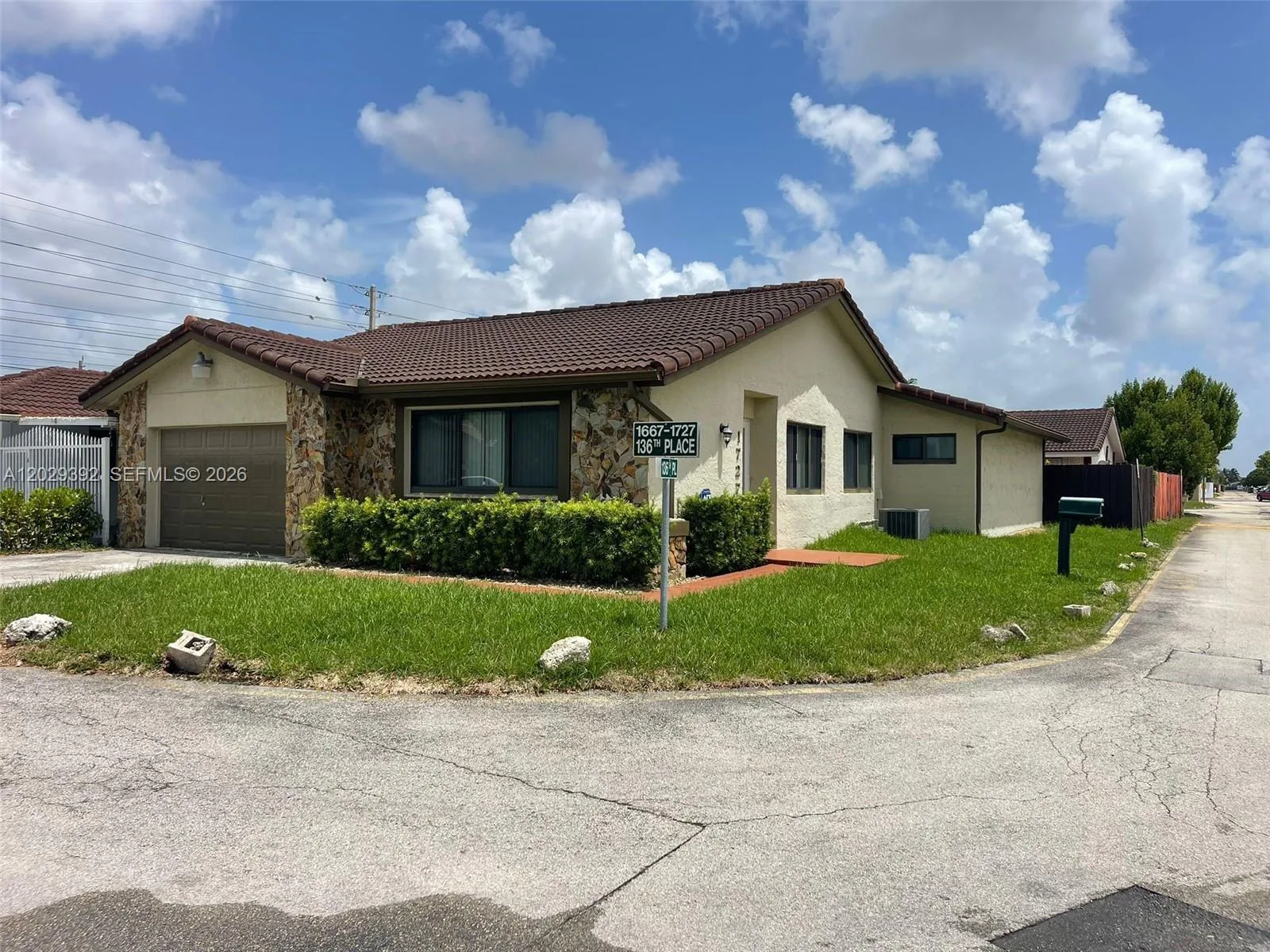 1727 SW 136th Pl, Miami, FL 33175