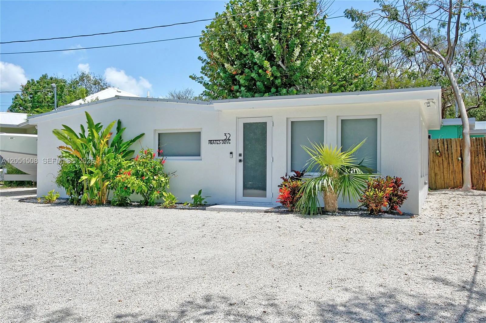 32 Pirates Dr, Key Largo, FL 33037