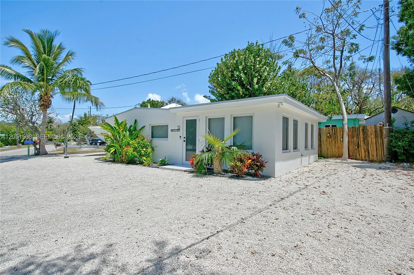 32 Pirates Dr, Key Largo, FL 33037 photo 2