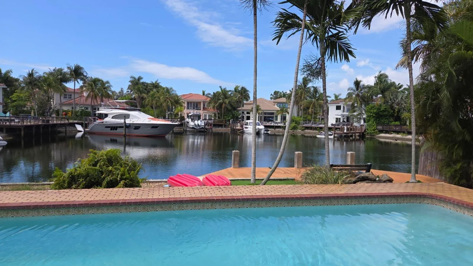1104 WASHINGTON Street, Hollywood, FL 33019 photo 3