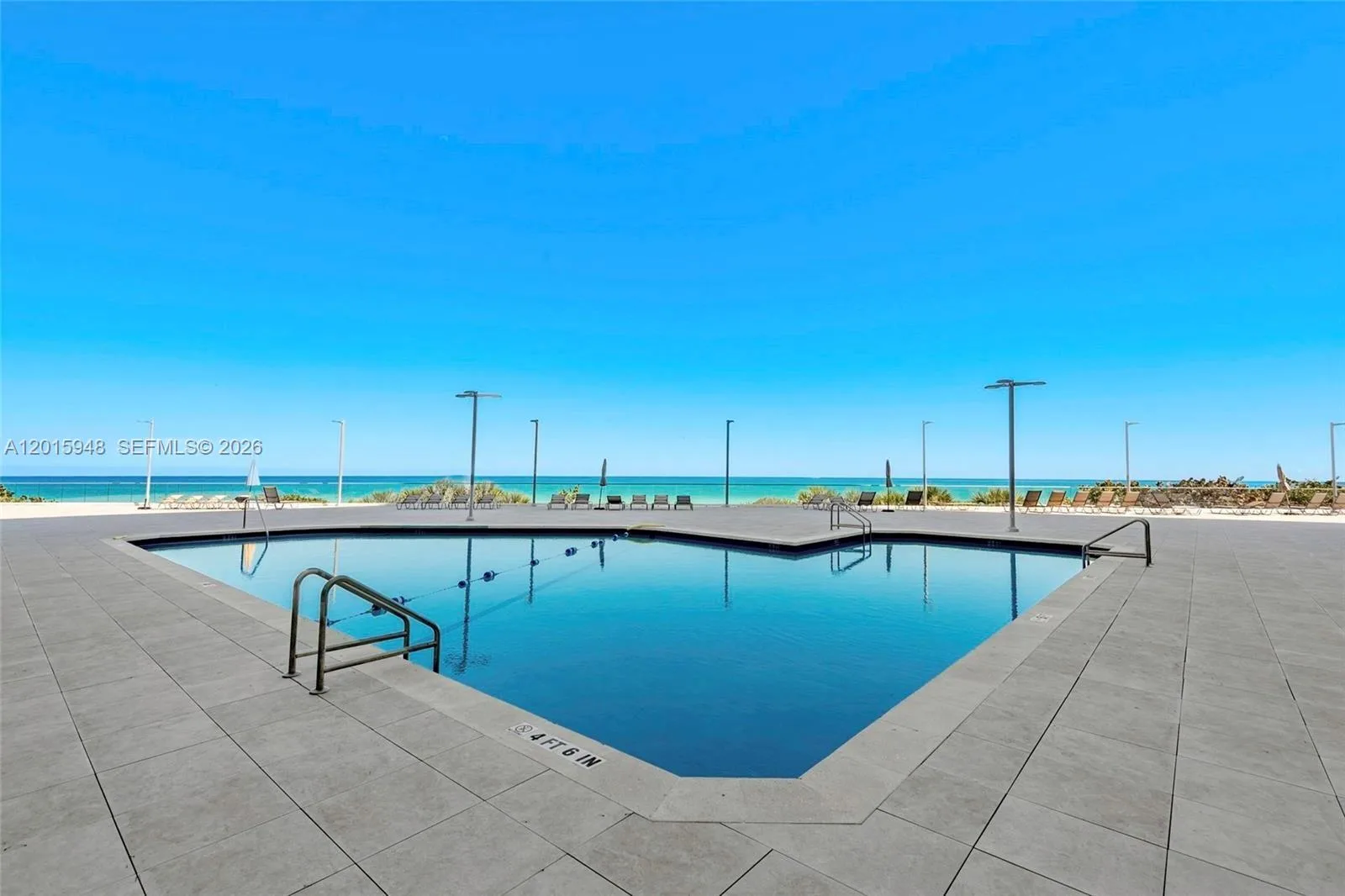 7135 Collins Ave # 1214, Miami Beach, FL 33141 photo 2