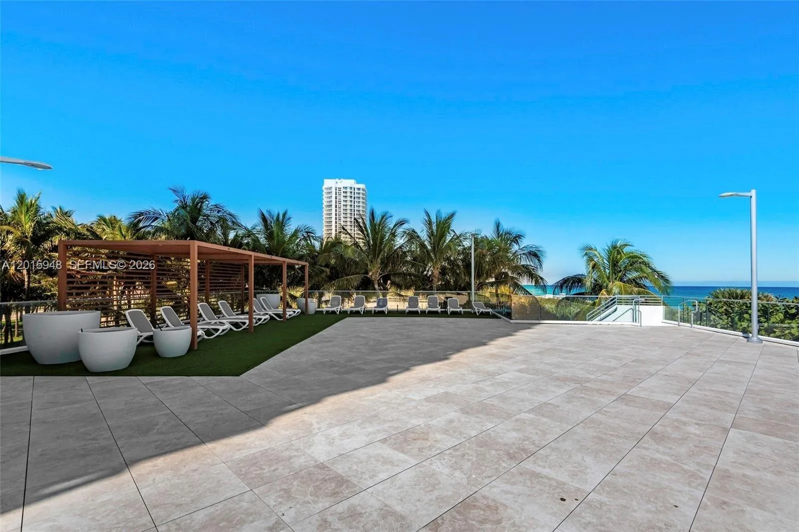 7135 Collins Ave # 1214, Miami Beach, FL 33141 photo 3